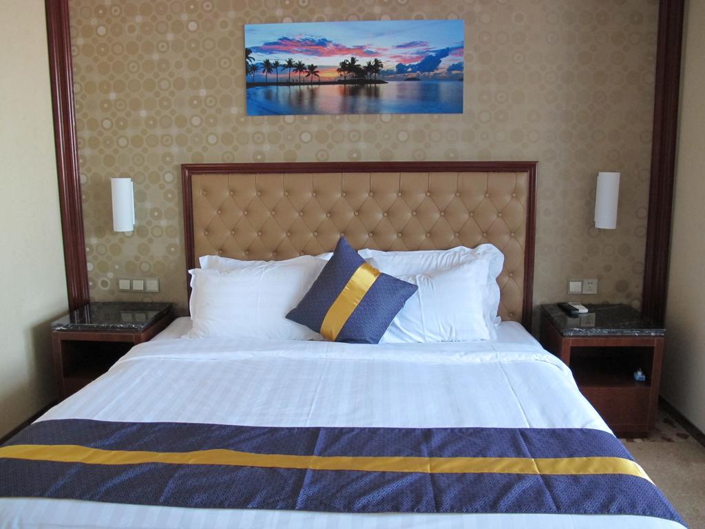 Best Western Hotel Yantai Room photo